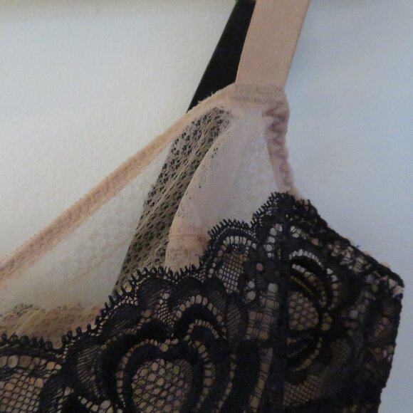 Prima Donna Black and Tan Floral Lace Bra - Picture 3 of 13
